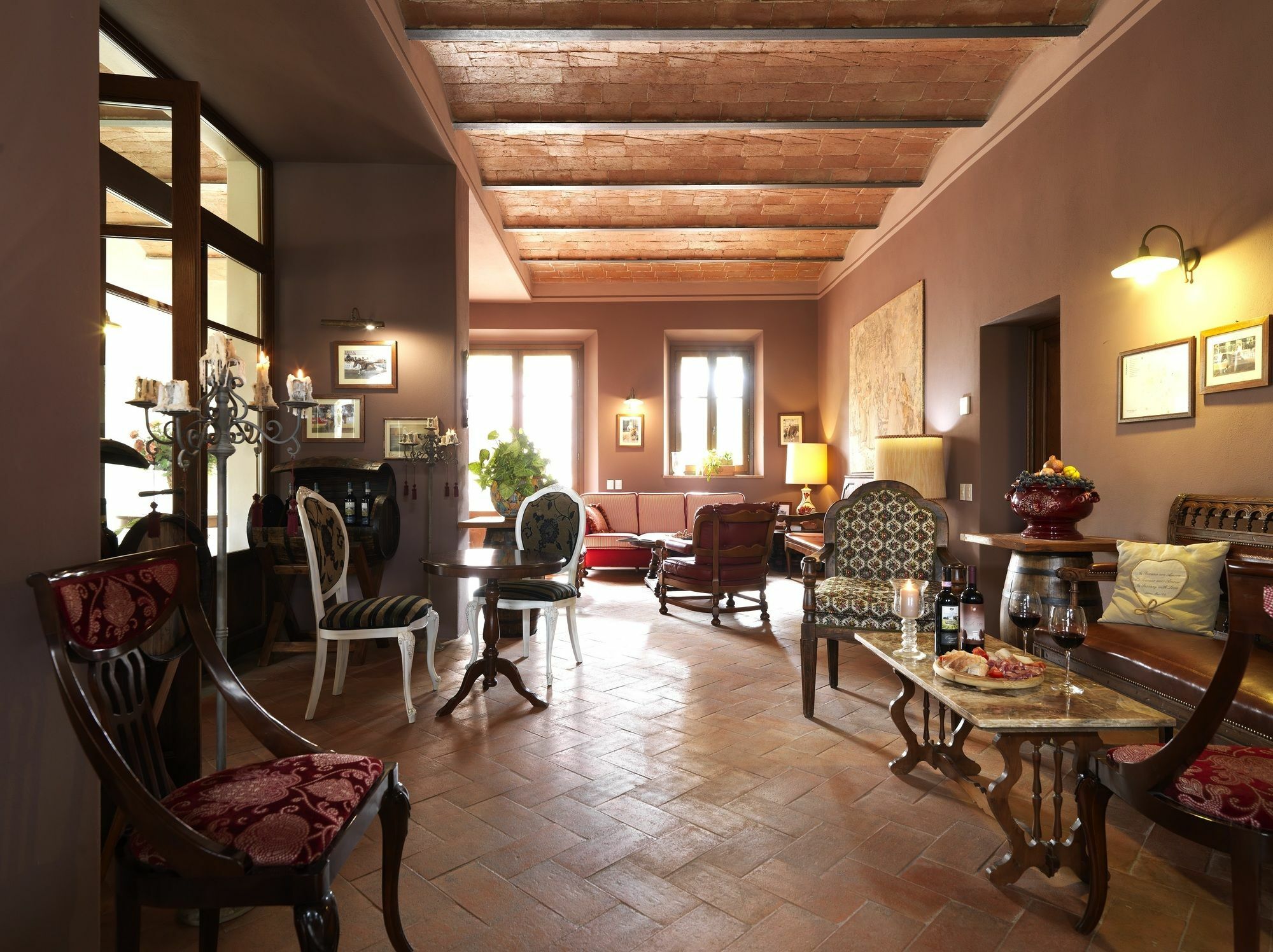 Appartamenti Agriturismo La Canonica Чертальдо Экстерьер фото