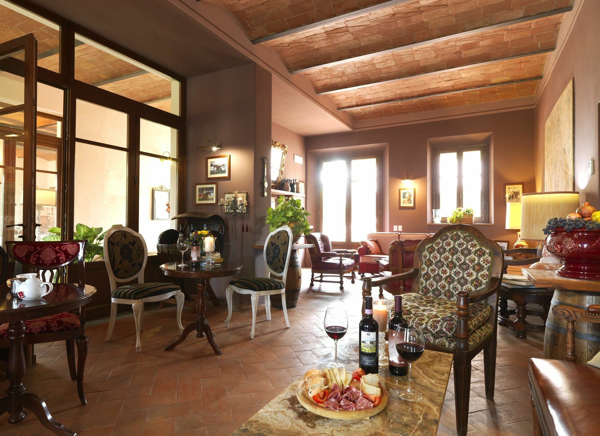 Appartamenti Agriturismo La Canonica Чертальдо Экстерьер фото